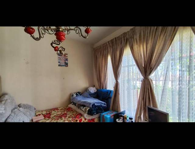 2 BEDROOM APARTMENT FOR SALE IN BENONI CENTRAL